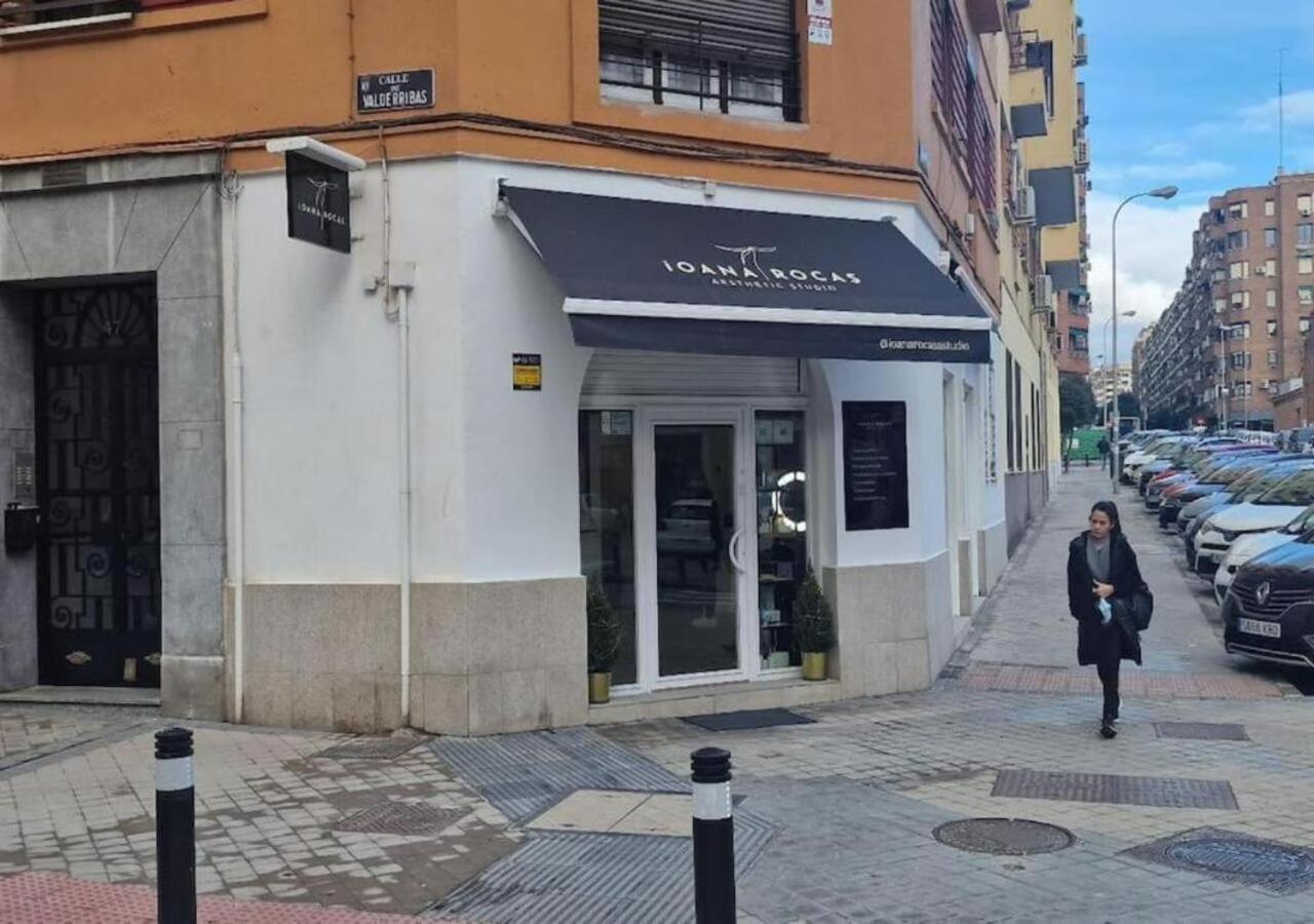 Nuevo 5 Personas Super Centrico Retiro Lujo Lejlighed Madrid Eksteriør billede